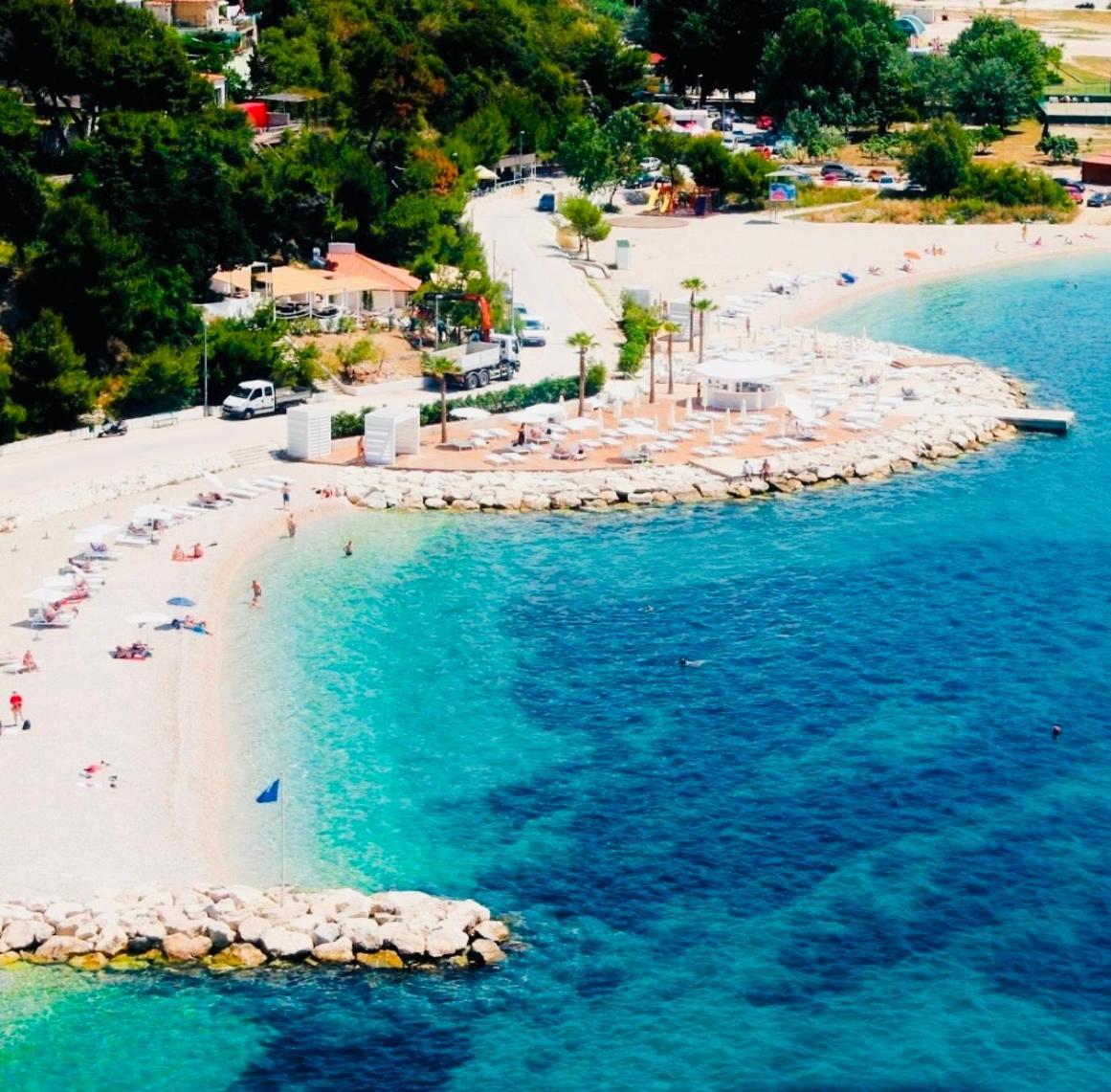 Beachside Apartment Attico Split Buitenkant foto