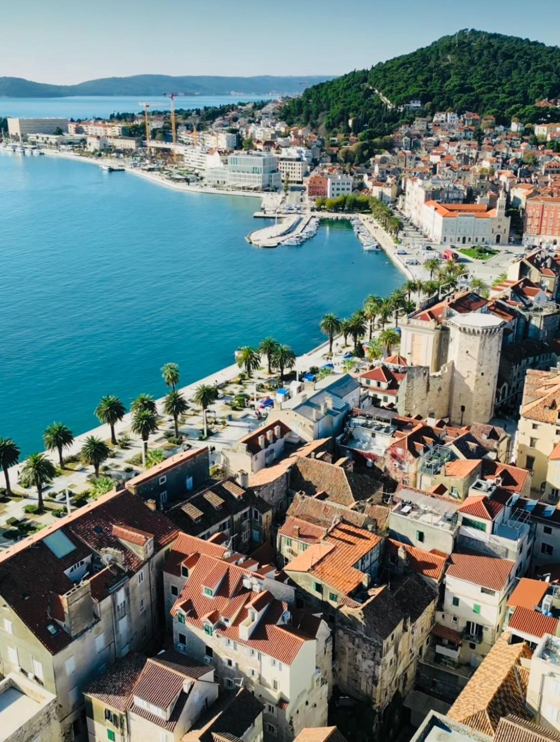 Beachside Apartment Attico Split Buitenkant foto