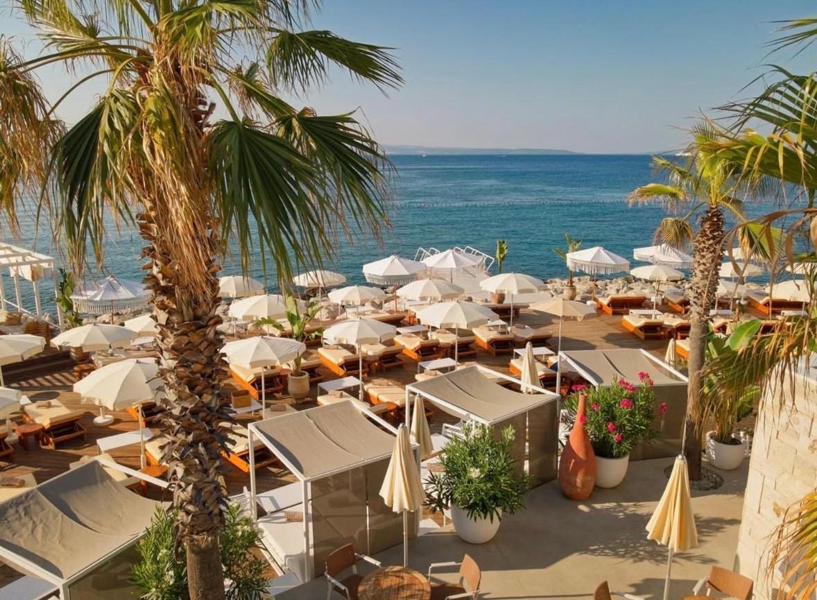 Beachside Apartment Attico Split Buitenkant foto